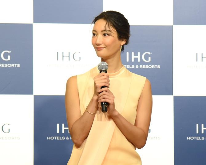 菜々緒「お休みが取れたら別府温泉に行きたい」こだわりのホテル選びで“おこもり旅”を満喫