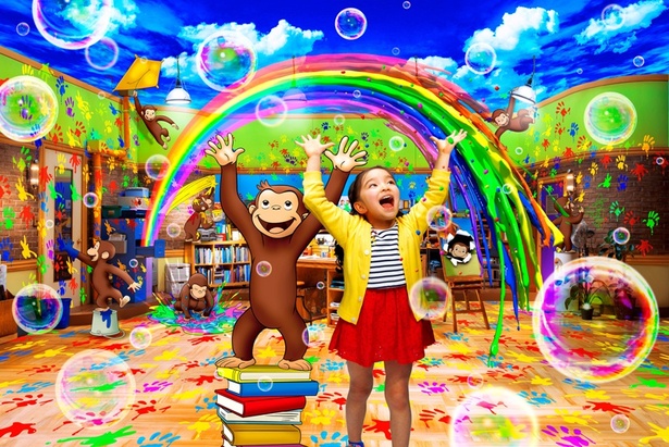 アトラクションの屋内スペースが休憩場所として開放される「プレイング・ウィズおさるのジョージ」