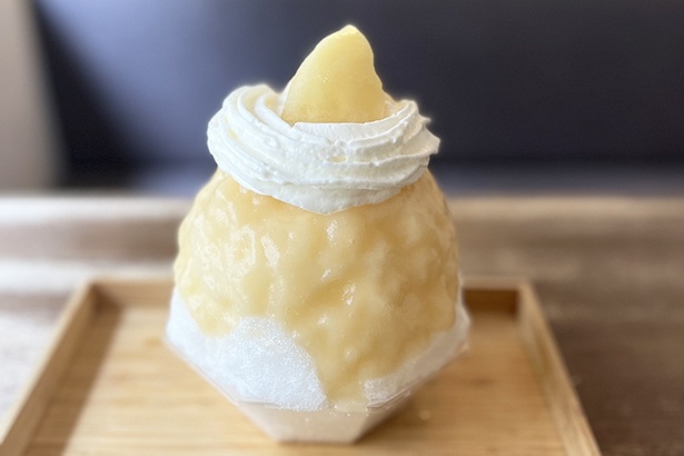 「こおり屋 bambu」の「桃ロイヤルミルクティ」(1680円)