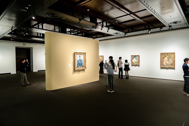 3章「人物の形態と色彩」では、ゆったりと作品と向き合える