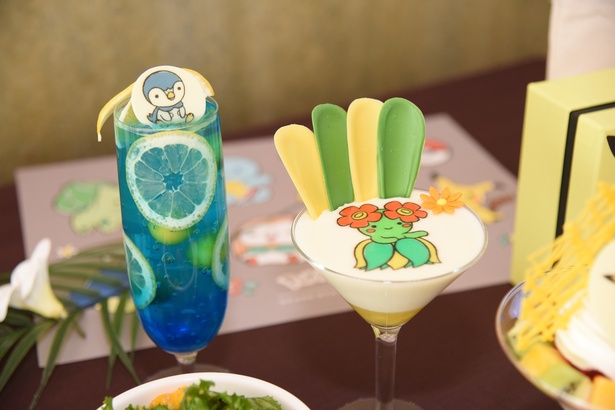 キレイハナのパンナコッタと、ポッチャマのブルーソーダ