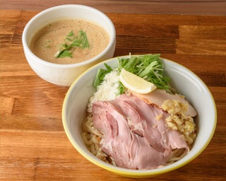 【京都】これはラーメン!?でもやみつき！「アタウ」のペペロンチーノつけ麺