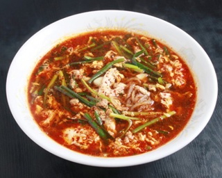 【宮崎】唐辛子の刺激がクセになる！やみつき必至の「辛麺屋 桝元 宮崎本店」