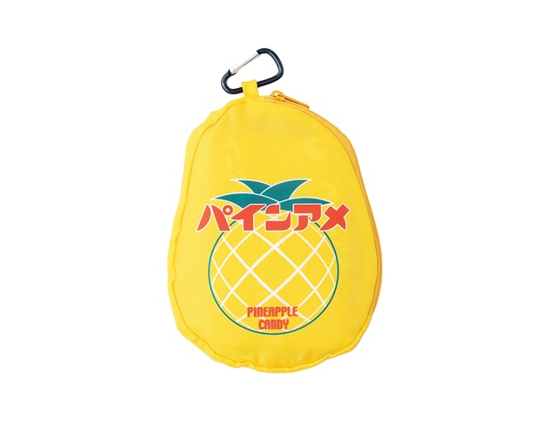 ポーチの背面デザイン