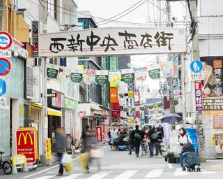 レトロな雰囲気を満喫！西新の｢リヤカー部隊｣は人情味あふれる名店ぞろい