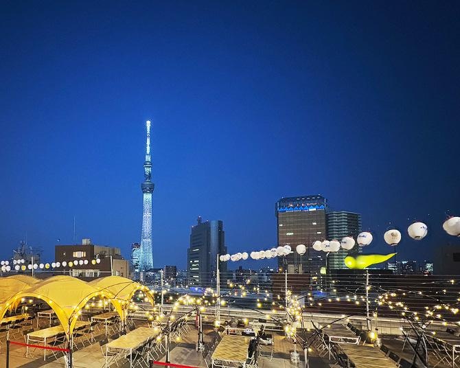 本当は教えたくないスカイツリーのベストビュー！浅草の空の下で夏を楽しむ「お祭りBBQビアガーデン 浅草エキミセ屋台村」