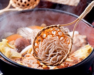 「美しい村」＝村民食堂で味わうカジュアルな和風ダイニング！