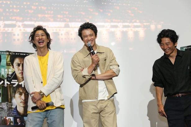 舞台挨拶では、大阪ならではのエピソードや今だから話せる撮影の裏側を語り尽くした