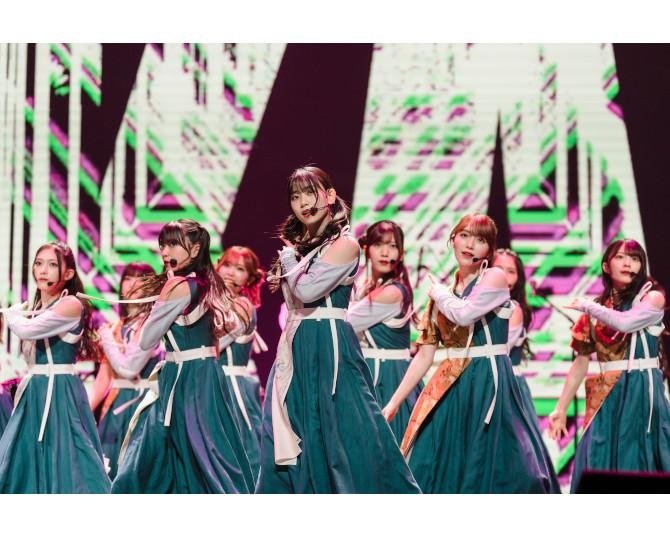 櫻坂46、LAで初の米国公演完遂！ポケモン楽曲＆HUNTER×HUNTERコラボで海外ファン熱狂