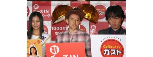 「ハンバーグもチーズも大好き！」と工藤さんは元気いっぱいにコメント