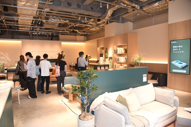 「コアラ青山ショールーム」店内の様子