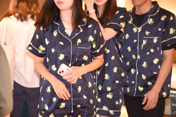 パジャマ着用で来店した先着100名には、特別価格で商品を購入できる企画も実施
