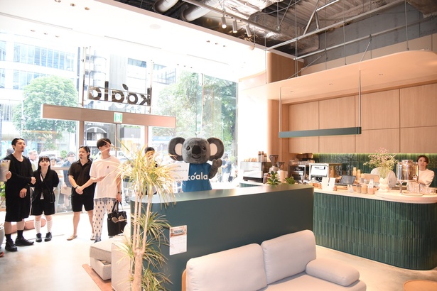 「コアラ青山ショールーム」店内の様子
