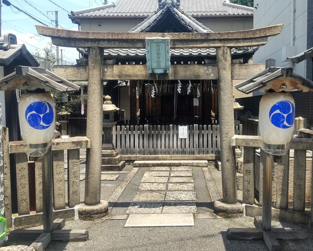 西門跡の近くにある島原住吉神社