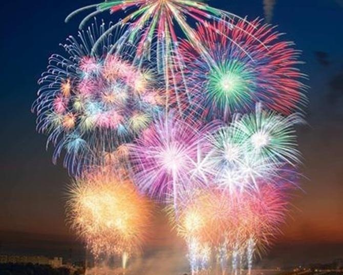 【2025年】いたばし花火大会の楽しみ方！見どころ・穴場・屋台・アクセス情報も紹介