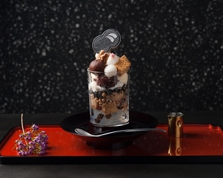 昼はカフェ、夜はバーに。注目の「廚 otona くろぎ」は大人の雰囲気