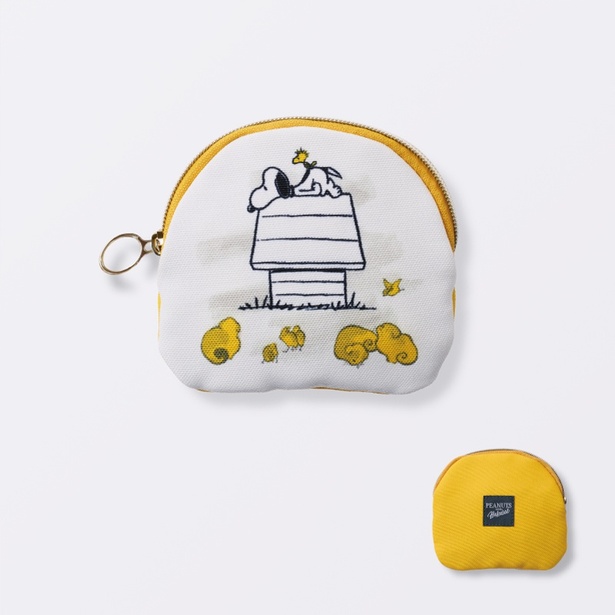 「PEANUTS with Hokusai ダイカットポーチ付きチケット」(4500円)