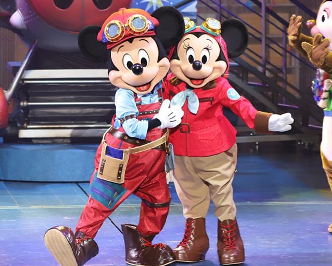 東京ディズニーシー「ハンガーステージ」待望の新ショーをレポート！開発担当者のインタビューもお届け