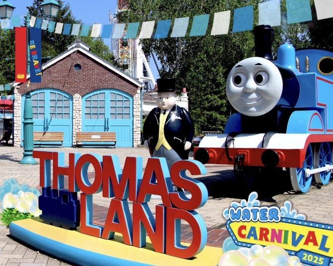 トーマスランドで水遊び！暑い夏も涼しく楽しめる「ウォーターカーニバル」開催中