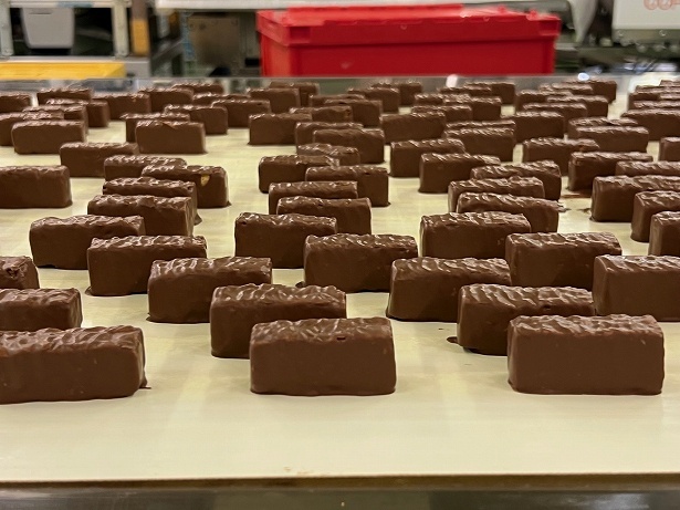 チョコレートが完全に固まったら完成