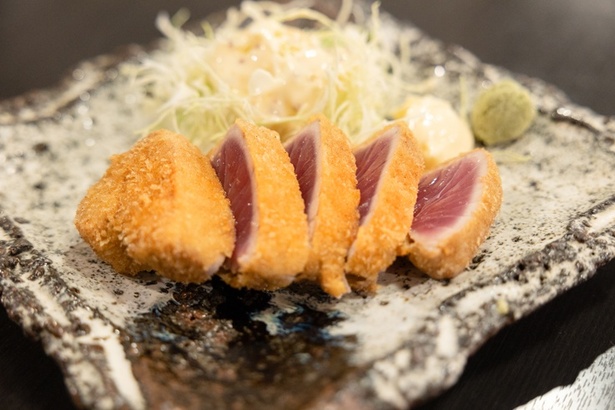 新鮮な初ガツオで作るレアフライも美味！