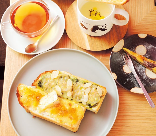ハーフ＆ハーフもOKの「トーストセット」(1080円)/dolce panda お菓子とお茶のお店