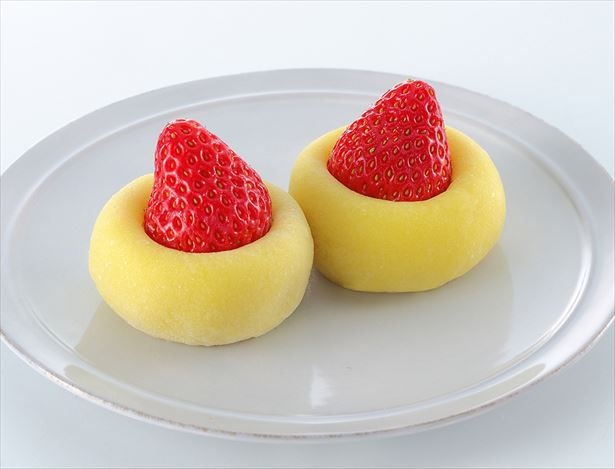 「いちご大福(和栗餡)」(1個 270円)のほかにもクリスマスやバレンタインなどの限定商品が登場予定