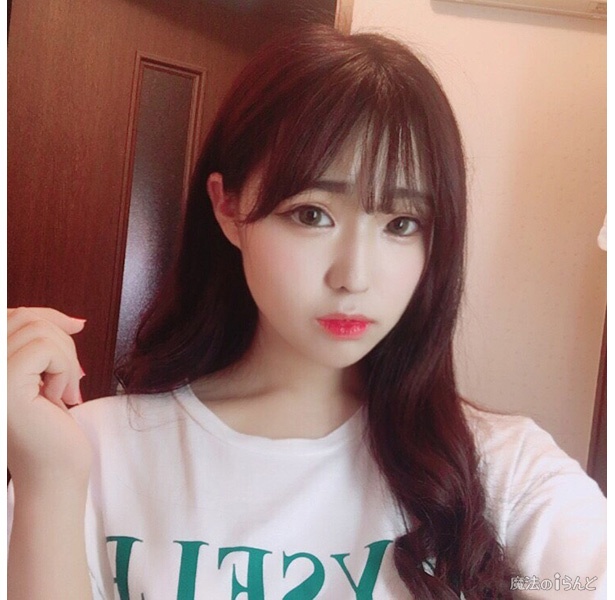 【写真を見る】女子大生マーケッター・もーちぃが予想する、10代女子の2018年の流行は？