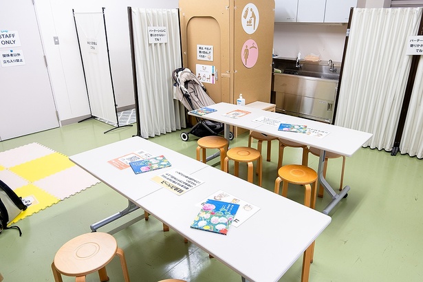 赤ちゃん休憩室には、授乳室やおむつ替えスペースなども完備されていた