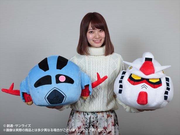 BANDAI - クッション ガンダム ジオング ガンダムとジオングの頭部が「もふもふクッション」になって登場