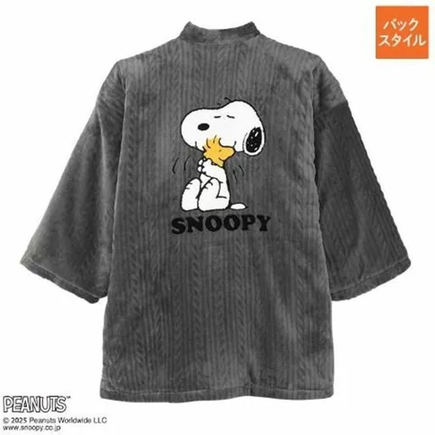 「メンズ はんてん(ダークグレー)」(3630円)バックスタイル