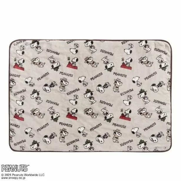 「ブランケット(総柄)」(1650円)