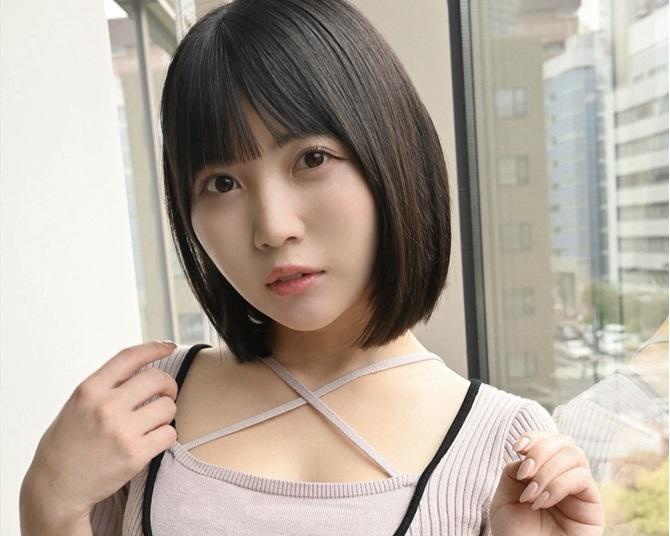 雪村花鈴が1st写真集を発売「この1冊を読み終わる頃にはとりこになってとろけてしまう」