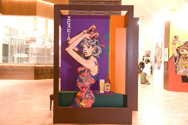 美人画に入り込めるフォトスポット