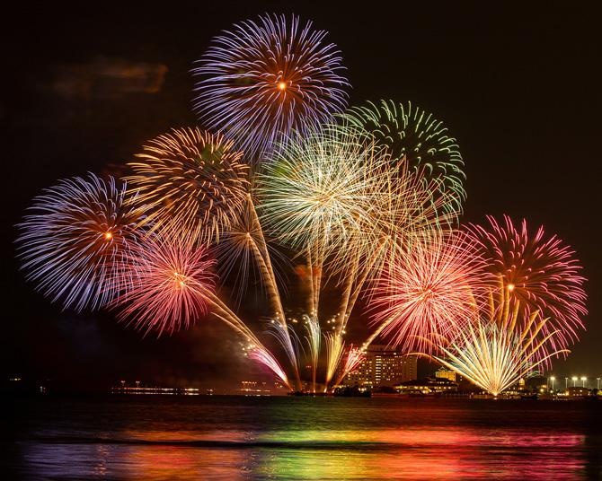 【2025年秋】まだまだ楽しめる秋花火！これから開催される関西の花火大会11選