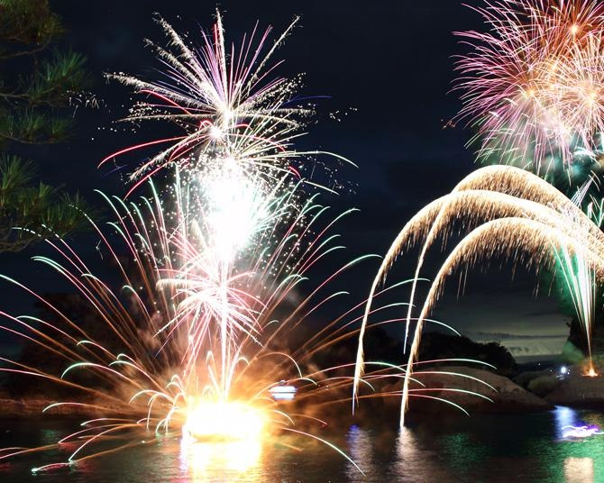 【2025年秋】まだまだ楽しめる秋花火！これから開催される東海の花火大会6選