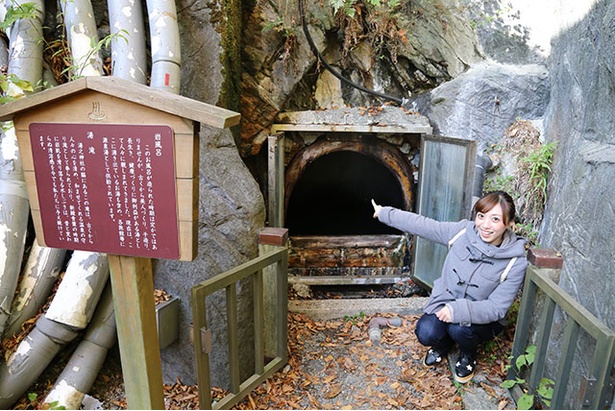 地元美女が静岡・梅ヶ島温泉郷でしっぽり 16/20