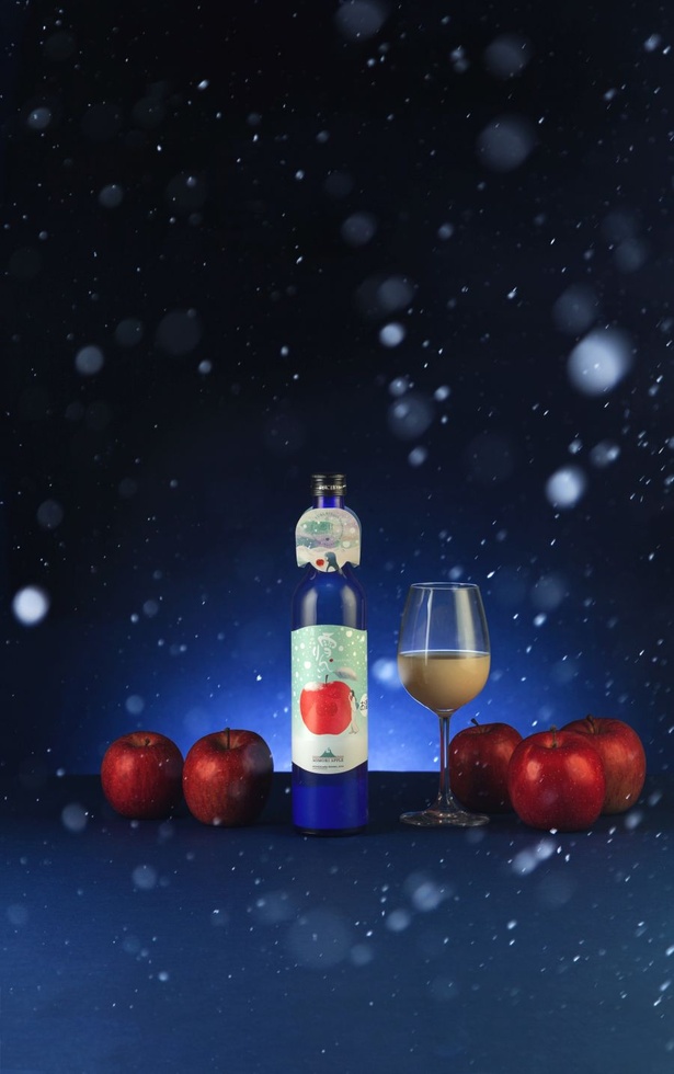 【写真を見る】フード・ドリンク部門 準グランプリの「雪りんご」(500ml 小売価格928円)は海外のコストコで大ブレイクしているという