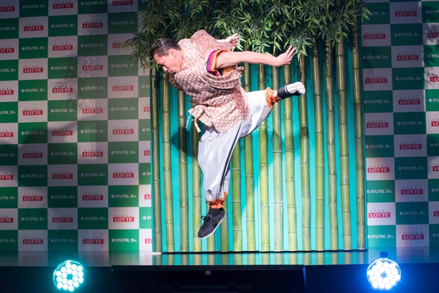 イベントではISSEIがブレークダンスも披露