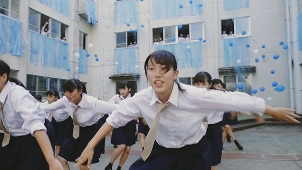 新CM「日本縦断　うちの学校のポカリダンス」篇の予告編 17