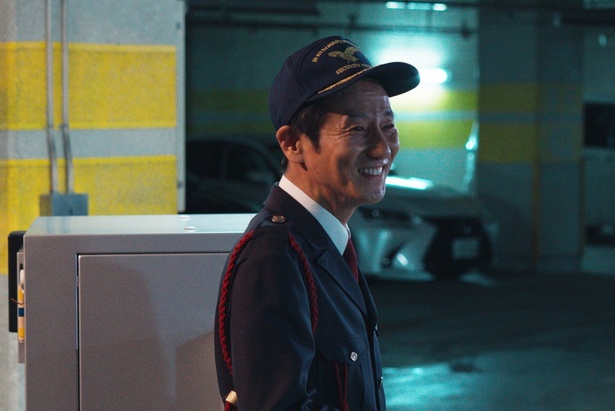 片桐の同僚 山賀役：津田寛治さん