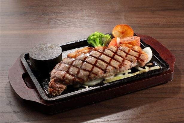 「BIG BEARステーキ」(180g 税抜990円、180g✕2 税抜1890円、180g✕3 税抜2690円)