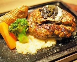 3日間限定！世界三大珍味を使用したハンバーグが990円で発売