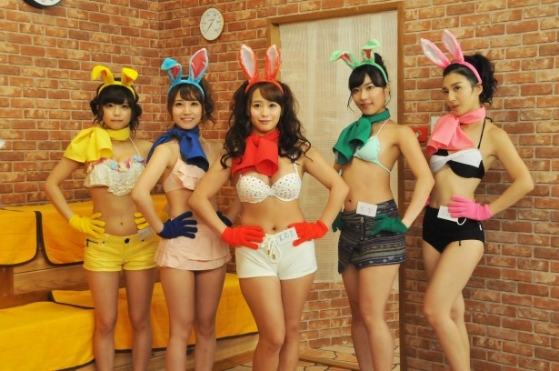 特別スピンオフドラマ「夢見るサウナ」に出演するセクシーな女優陣!