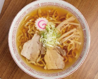 【福島】喜多方に名をとどろかす極太麺！ 丼の中を泳ぐ麺が、ただただ美しい