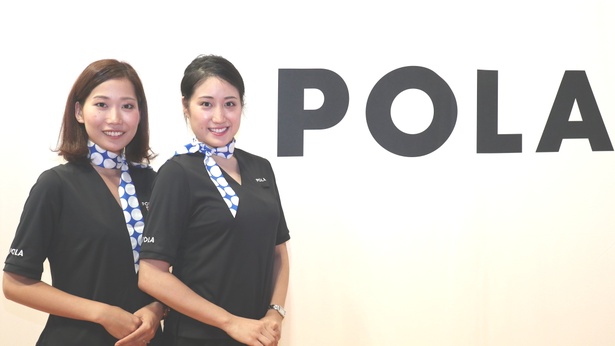 【写真を見る】POLA 宣伝部 PR、フェアリージャパンPOLAの美容コーチを務める河野伶佳さん（写真左）と田中琴乃さん（写真右）