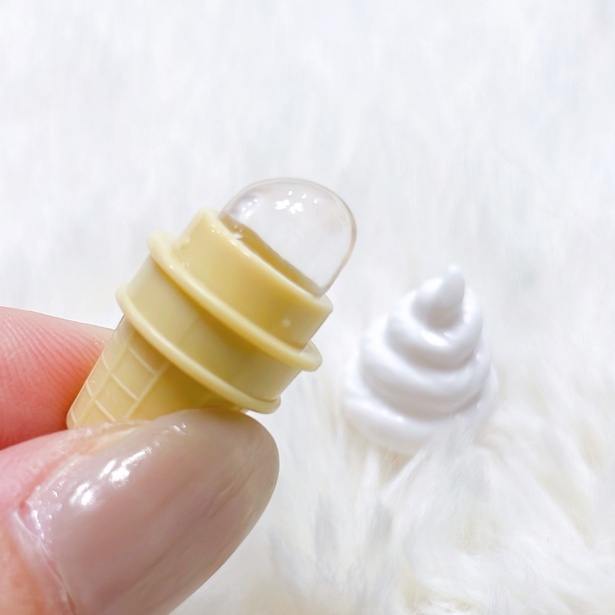 ソフトジェルタイプのメイクブラシになっています! ▶どんな素材?