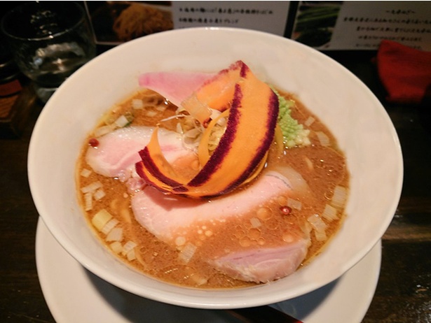 画像1 4 神奈川 開店前から行列 神奈川愛にあふれた 鶏喰 Trick の貴重な限定麺を味わった ウォーカープラス
