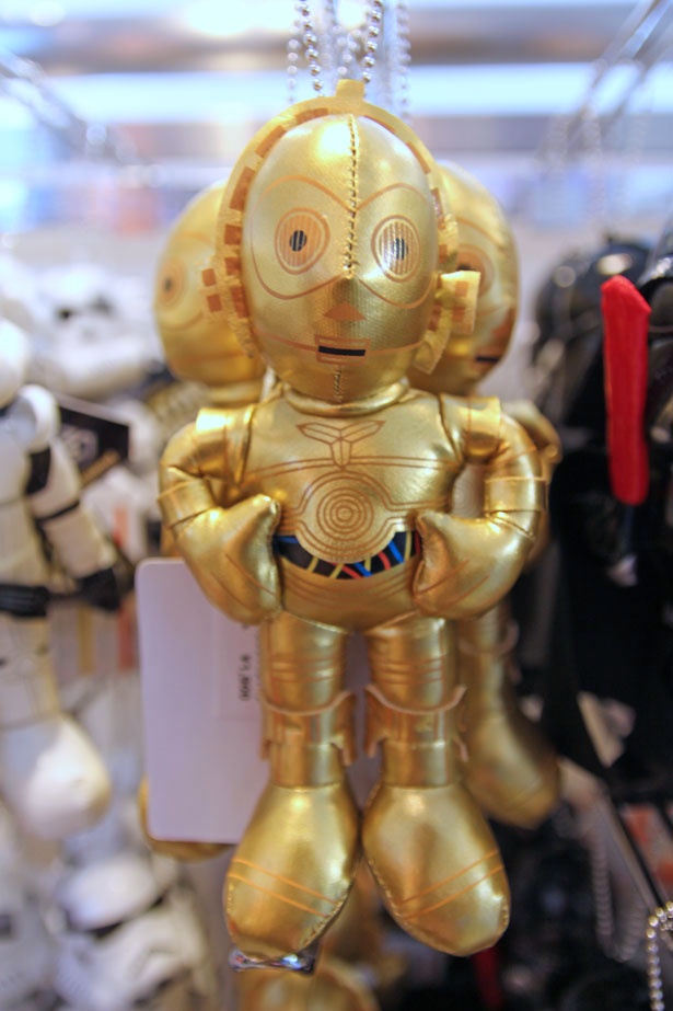 C-3POの「ぬいぐるみバッジ」(1900円)