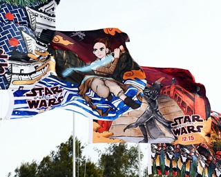 スター・ウォーズ×伝統工芸！高知県でスペシャル大旗がお披露目